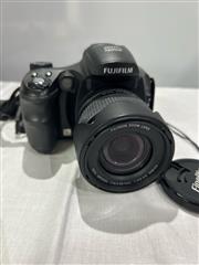 Fujifilm FinePix S6000fd Digital Camera – Fujinon 28-300mm 10.7x